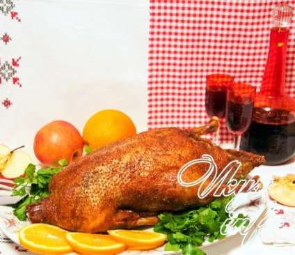 Kacsa rizzsel és almát a kemencében - egy recept töltött kacsa (rizs) Kacsa rizzsel és az alma a kemencében - egy receptet töltött kacsa