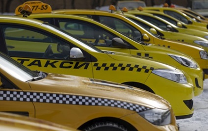 Vajon előnyös dolgozni egy taxi a kocsiját, über, Gett és taxi állomás