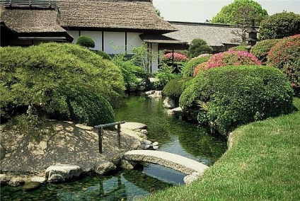 Japánkertjében kövek fotó (japán) Japán sziklakert fotók