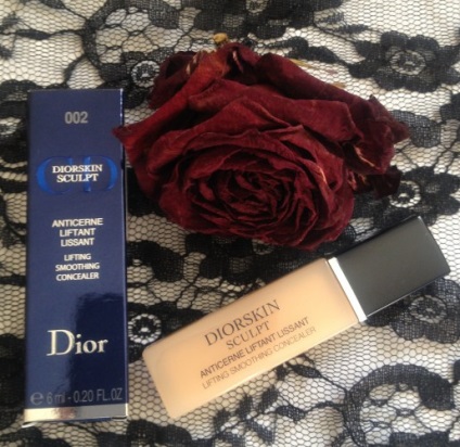 Deuce Dior - rejtegető és alapja diorskin farag vélemények