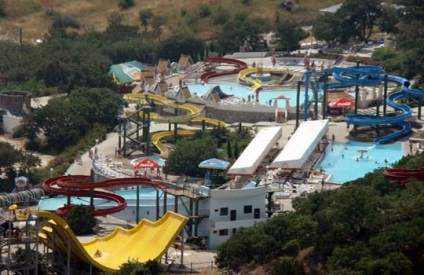 Mi egy vízi park a Krímben a legjobb választani az egész család, hogy látogassa meg az árakat