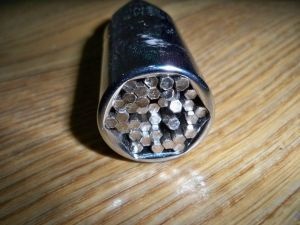 Eltávolítása sekretki kerekek nélkül 6 fő módon - a avtopuls (is) Eltávolítása sekretki kerekekkel kulcsnélküli 6 módon - a avtopuls