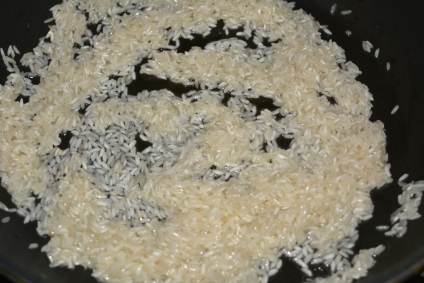Як зварити рис на гарнір розсипчастим - як приготувати розсипчастий рис в сковороді, покроковий