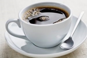 Kávé és keksz befolyása, haszon és kár, hogy az emberi