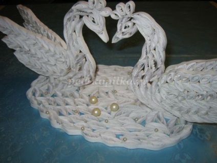 Swans a technika Quilling kezük