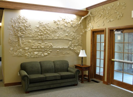A szokatlan háromdimenziós fali dekoráció festett gipsz, ezermester