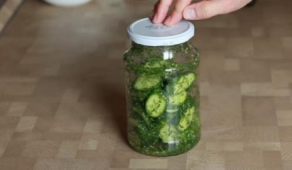 Uborka sós hrustyaschie- gyors recept bank (uborka) Uborka sós hrustyaschie- recept gyorsétterem bank