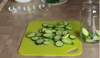 Uborka sós hrustyaschie- gyors recept bank (uborka) Uborka sós hrustyaschie- recept gyorsétterem bank