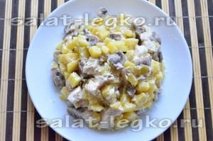 Saláta csirkével, gombával és burgonyával recept
