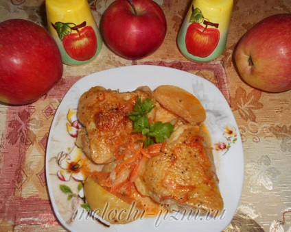 Párolt csirke almával - hús és belsőség - főzés - a kis dolgok az életben