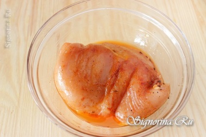 Sült csirkemell mártással áfonya recept egy fotó