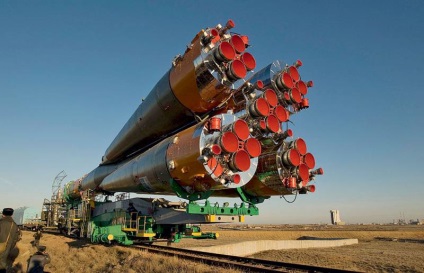 A robbanófej van benne, és hogyan működik, elkülönítés után a rakéta, Nikolay Starikov