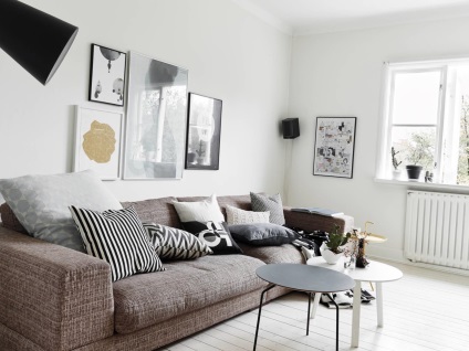 Fekete és fehér nappali tervezés és színhatások a belső, a választás a bútorok színét, fóliás
