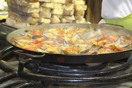 Mi a paella, a Costa Blanca orosz (paella) Mi a paella, a Costa Blanca orosz