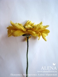 Fabric virágok saját kezével mesterkurzusokat fotókkal és videó