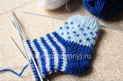 küllős mintával Gyermek zokni (minta) a nachinayuschih- fotó és rajz, gondozása az újszülött
