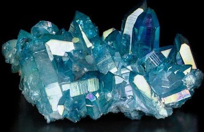 Kék kvarc (kék) mágikus kő tulajdonságai