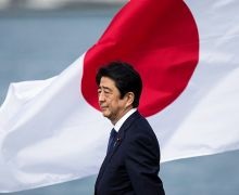 A jen dollár helyett miért fektetnek a japán valuta