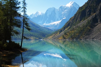 Ismert és érdekes tó Altáj régió (Lake) Ismert és érdekes tavak az Altáj terület