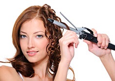 Hogyan szél a hajat különböző eszközökkel