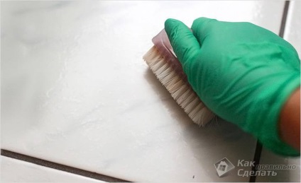 Hogyan tisztítsa meg a csempe a ragasztó - csempe tisztítása csemperagasztó