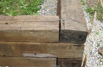 Hogyan építsünk egy házat aljak (mint építeni egy házat a talpfa?) Hogyan építsünk egy házat aljak