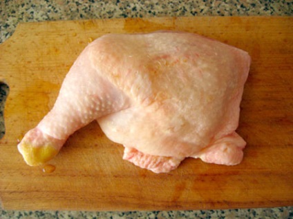 Főzni burgonyapürével szósszal Csirke
