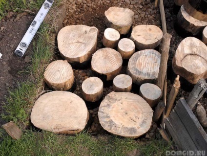Hogyan készítsünk egy kerti út fából