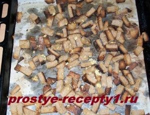 Hogyan lehet croutons a sütőben, a lépésről lépésre recept fotók (do csikorog sütő) Hogyan lehet croutons a sütőben, a lépésről lépésre recept fotók