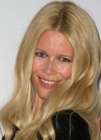 Claudia Schiffer smink nélkül (Claudia) Claudia Schiffer smink nélkül