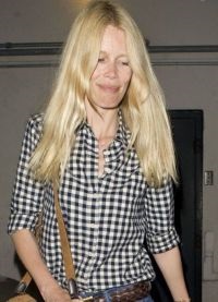 Claudia Schiffer smink nélkül (Schiffer) Claudia Schiffer smink nélkül