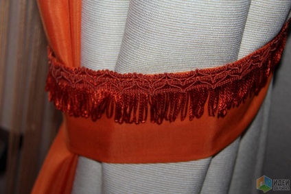 A hálószobában egy évvel a javítás után, szolgáltat hálószoba saját kezűleg, textil dekoráció a hálószobában, (szőnyeg) A hálószobában egy évvel a javítás után, szolgáltat hálószoba saját kezűleg, textil dekoráció a hálószobában,