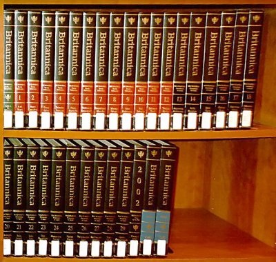Mintegy Encyclopaedia Britannica (az óceán, amely elválasztja) Mintegy Encyclopaedia Britannica