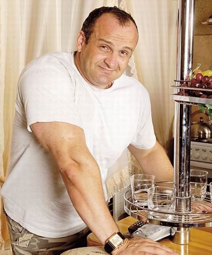 Ogurtsov Aleksey életrajz, filmográfia és személyes élet a színész (a képen) (filmográfia) Ogurtsov Aleksey életrajz, filmográfia és személyes élet a színész (a képen)