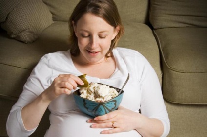 Ezen okok miatt, a terhes nők fokozott étvágy