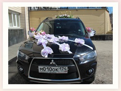 Bérleti dekoráció, autó Cseljabinszk - esküvői dekoráció az autó