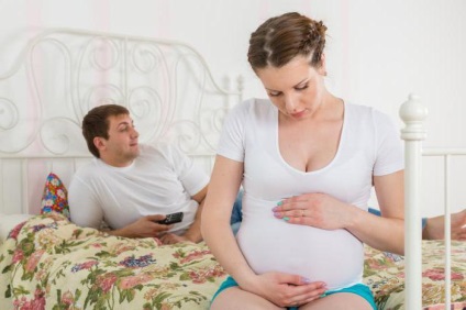 Válás, amikor a felesége terhességéről folyamat árnyalatok