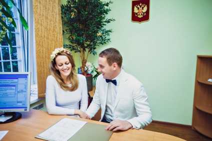 Regisztráció házasság hivatalos nyilvántartási hivatal minden részletet a fő (esküvők a világon)