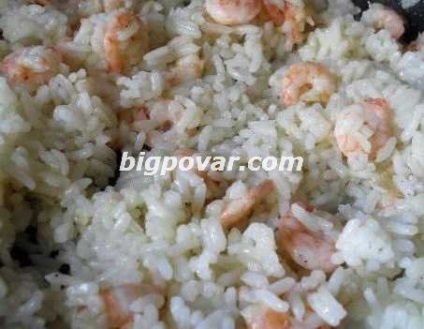 Rice garnélarák-lépésre recept fotókkal és magyarázatokkal