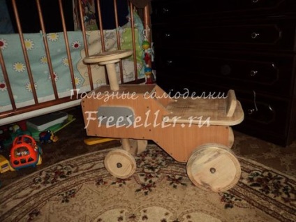 Házi fa traktor - házi gyerekeknek (fotó) Házi fa traktor - házi gyerekeknek