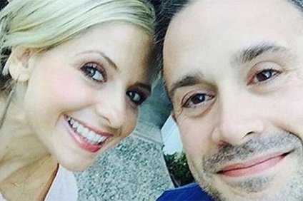 Sarah Michelle Gellar és Freddie Prinze Jr. ünnepli 13. házassági évfordulóját, a pletyka