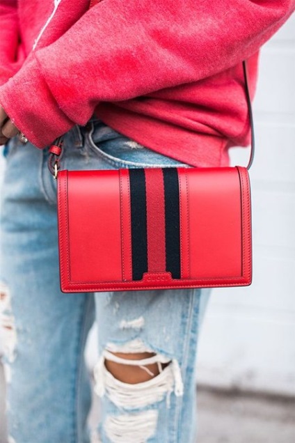 Abból, amit viselni piros táska, kuplung vagy egy hátizsák 20 látványos képek, divatos-u