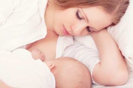 Hogyan kell enni egy újszülött szabványok anyatej és keverékek