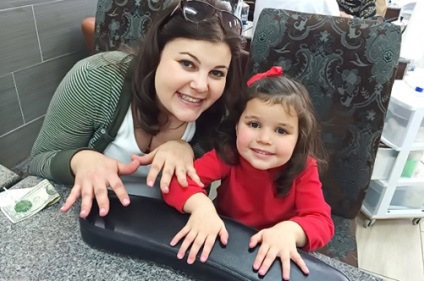 Milyen korban növeli a körmök a gyermekek számára, szép körmök - kiegészíti a kép (növekedés) Milyen korban növeli a körmök a gyermekek számára, szép körmök - kiegészíti a képet