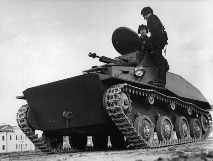 Szovjet tank az úton „tájfun” Hadtörténeti Portál