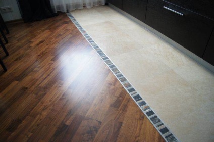 Közös a laminált és csempe a padlón a konyhában (15 fotó) (laminált) Közös a laminált és csempe a padlón a konyhában (15 fotó)
