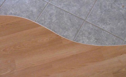 Közös a laminált és csempe a padlón a konyhában (15 fotó) (a konyha padlólap és laminált fotók) Közös a laminált és csempe a padlón a konyhában (15 fotó)