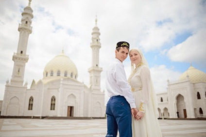 Tatar esküvői forgatókönyv közötti egyensúly hagyomány és a modernitás