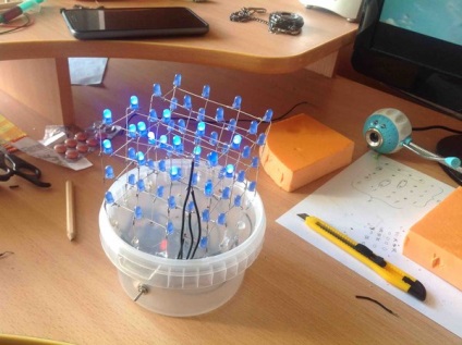 4x4x4 LED Cube kezét (lábát kiáll) LED kocka 4x4x4 saját kezűleg