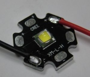 LED-es lámpa - Autokadabra (világos sárgásfehér) LED-es lámpa - Autokadabra